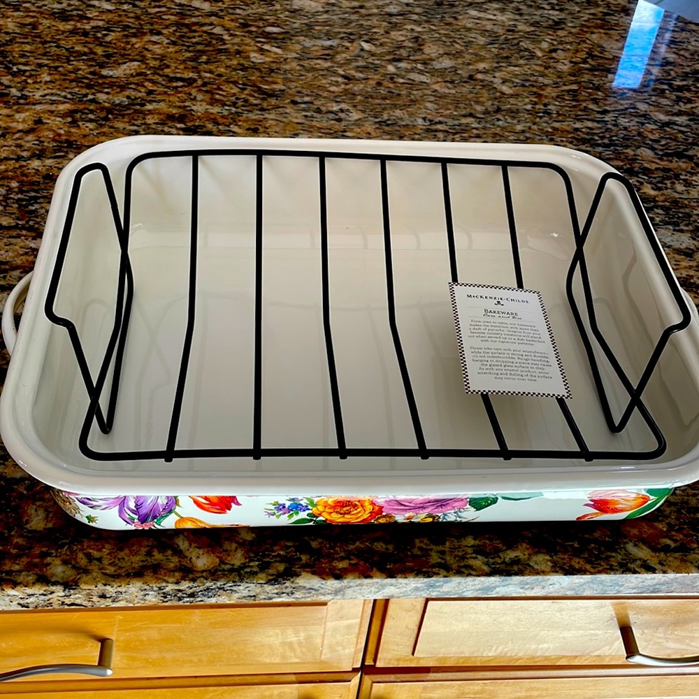 MacKenzie-Childs Flower Market Enamel Roasting Pan - Rare!  New (no Box)